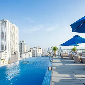 4* Hotel Grand Ocean Luxury Boutique - Infinity Rooftop Pool